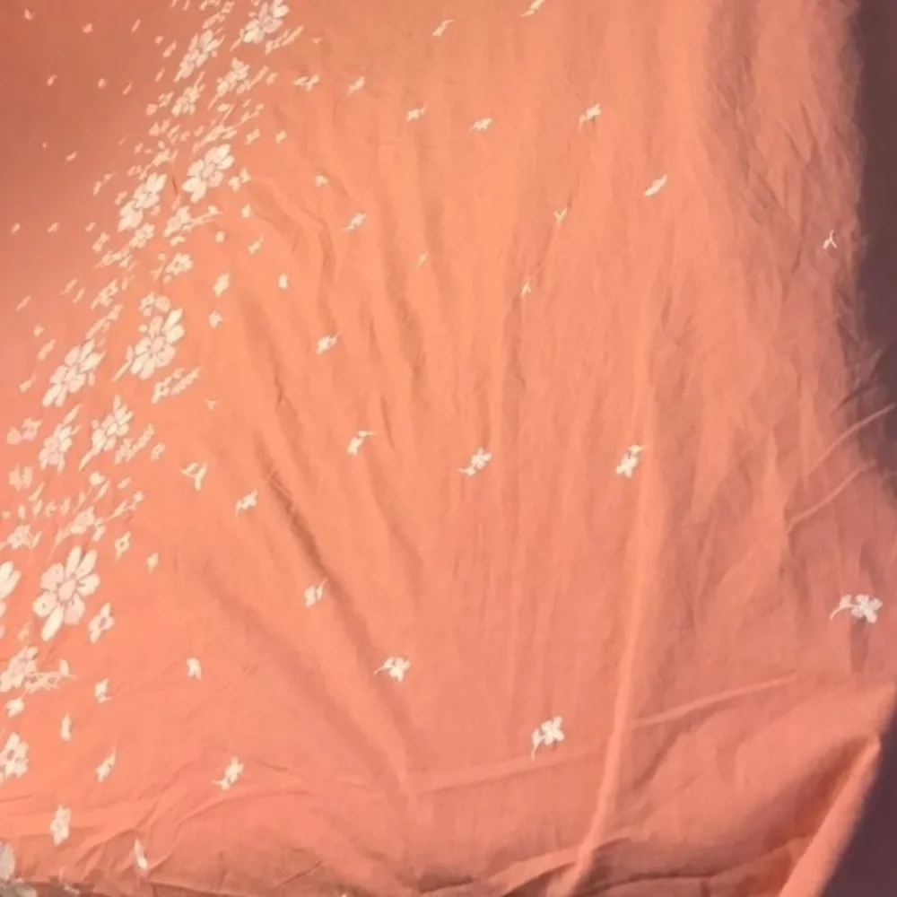 New Urban Outfitters Samantha Embroidered Floral Duvet Cover King.